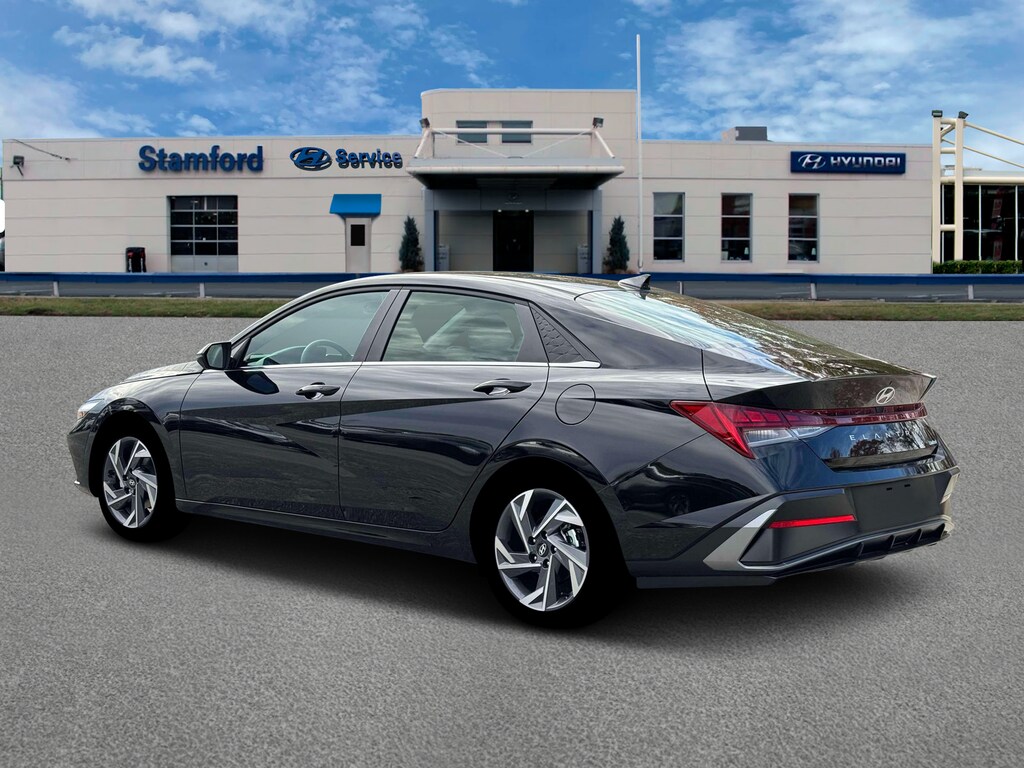 New 2026 Hyundai Elantra Limited Sedan