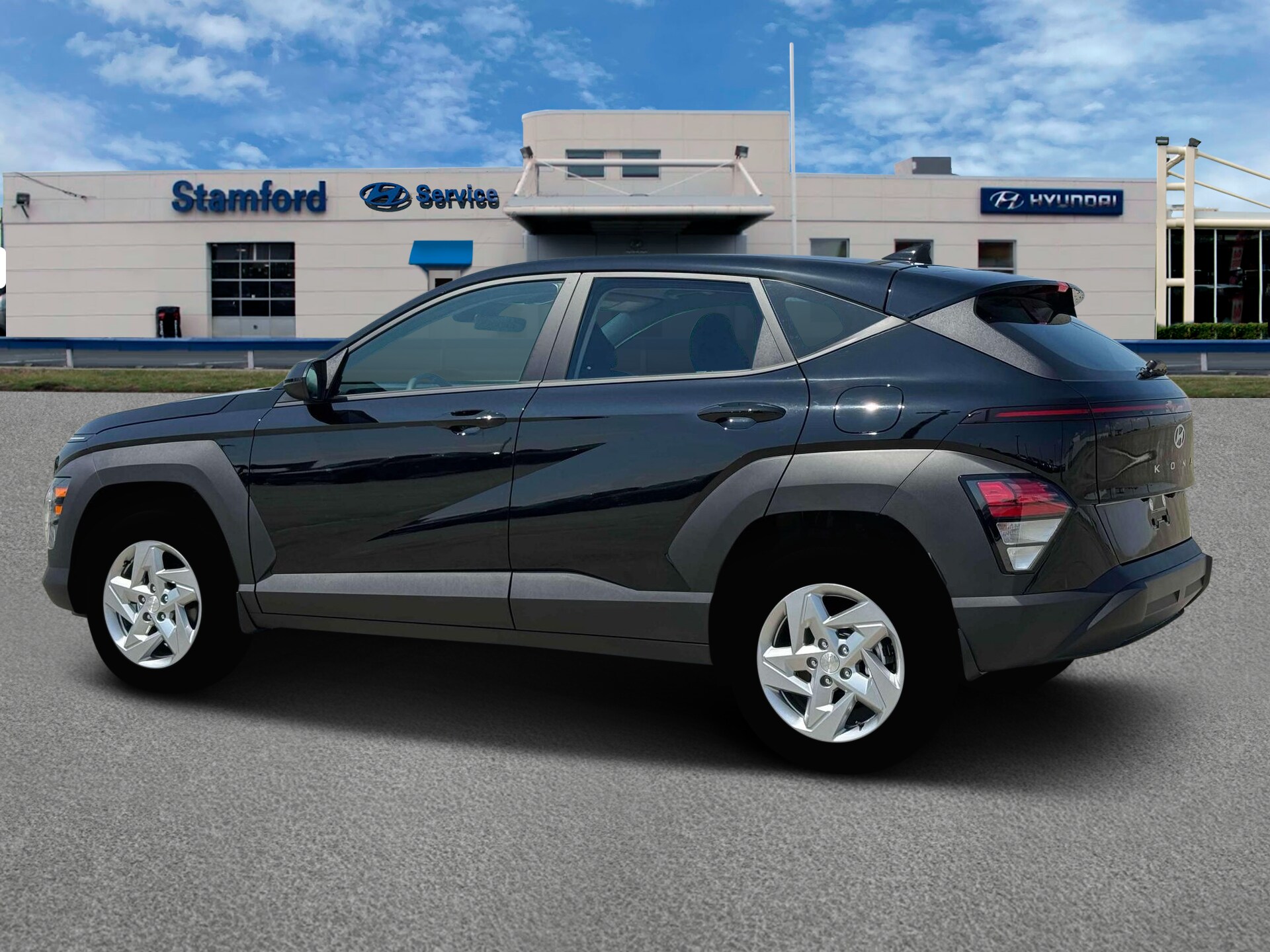 2026 Hyundai Kona SE photo 2