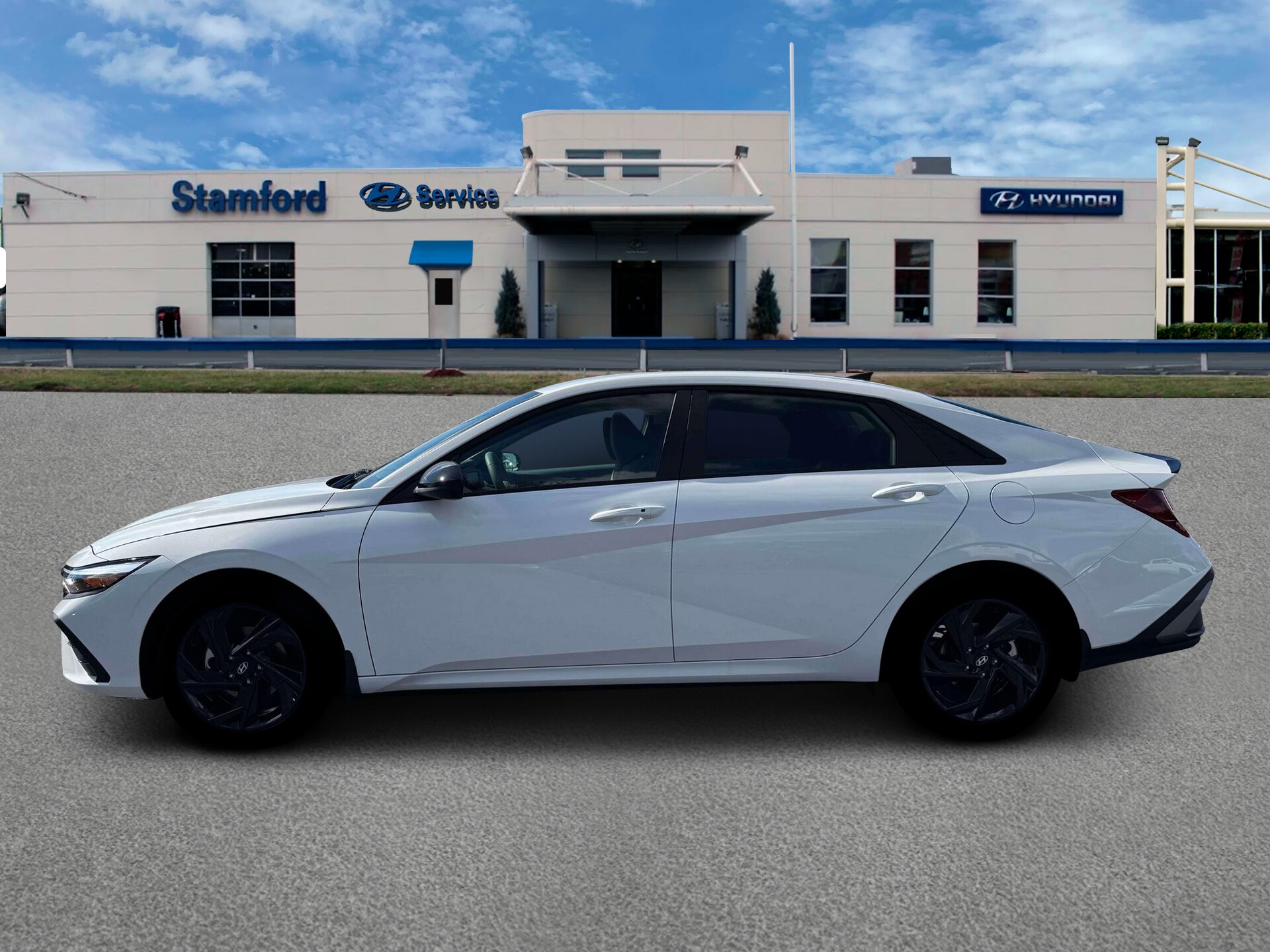 2026 Hyundai Elantra SEL Sport photo 3
