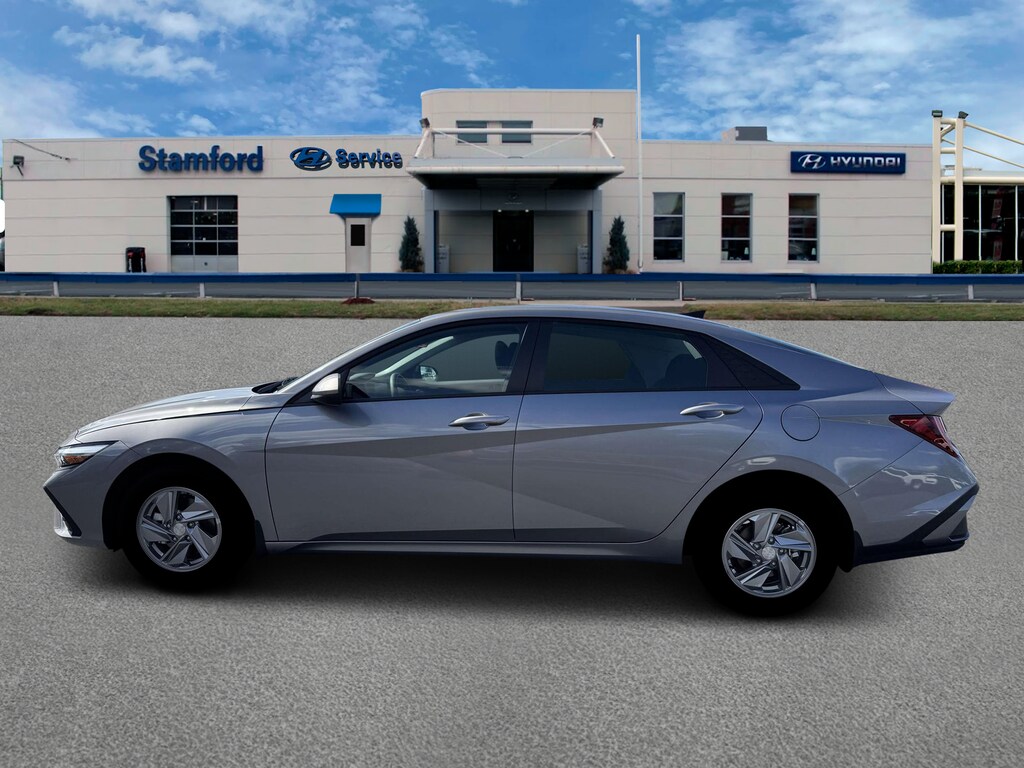 New 2026 Hyundai Elantra SE Sedan