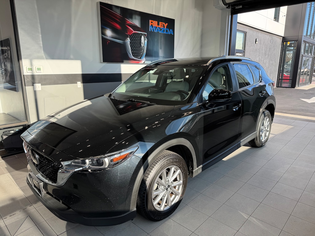 Certified 2023 Mazda CX-5 2.5 S Preferred Package SUV
