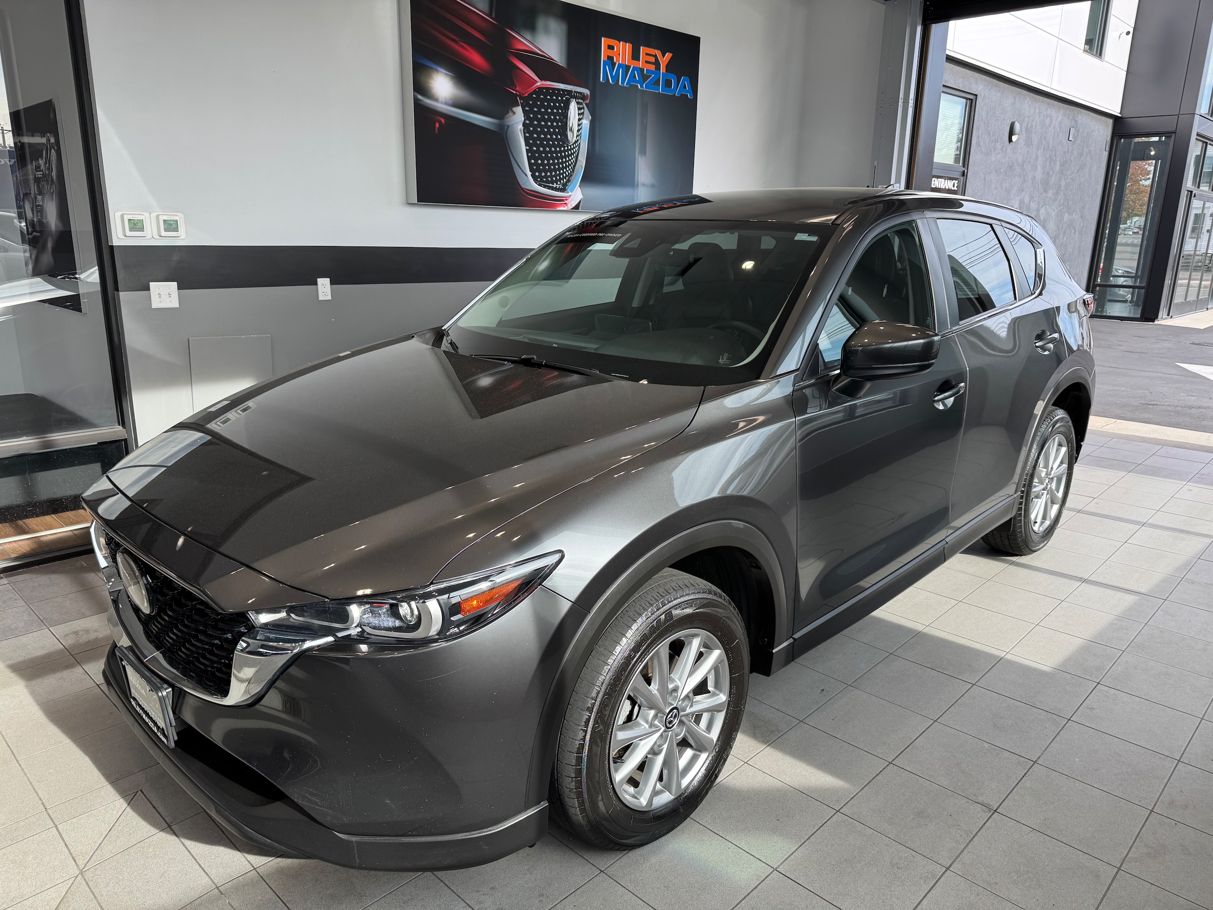 2023 Mazda CX-5 S Select Package's photo