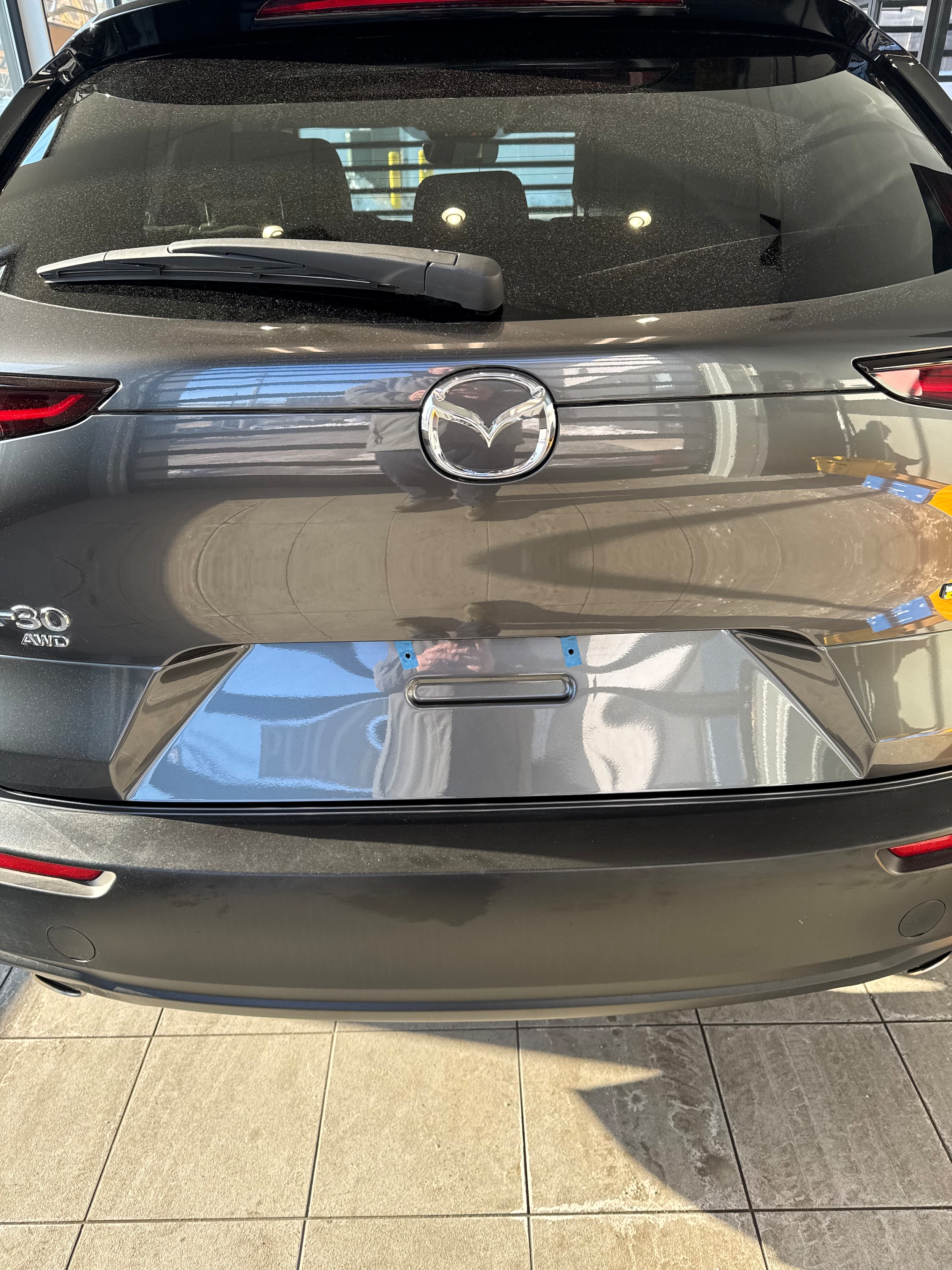 2025 Mazda CX-30 Premium - Photo 8