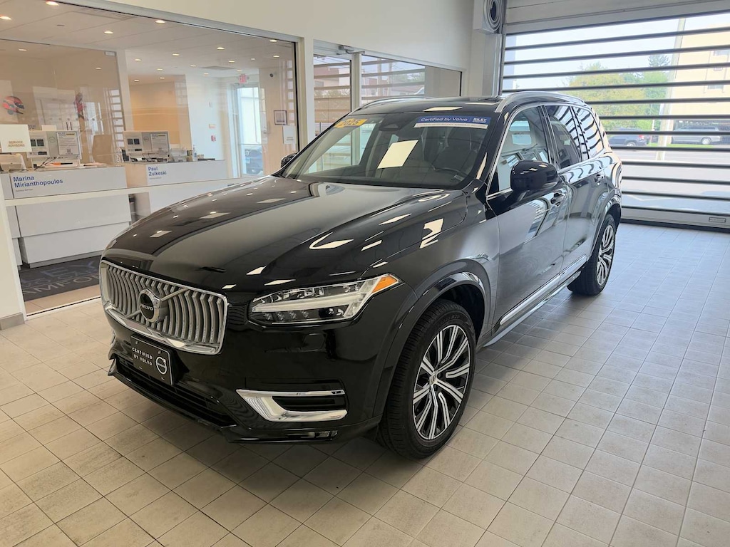 Used 2025 Volvo XC90 B5 Core SUV
