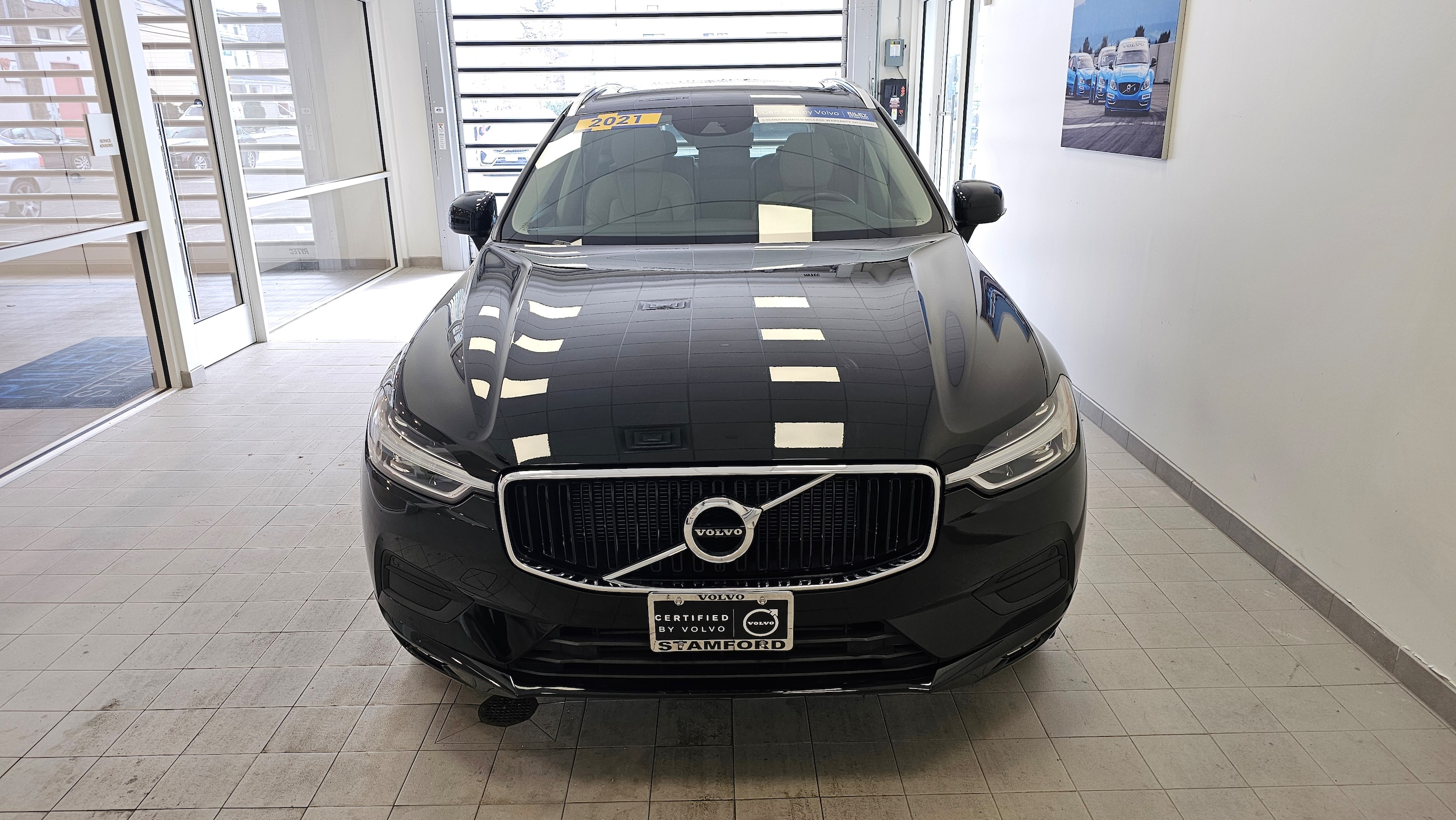 Used 2021 Volvo XC60 Momentum with VIN YV4102RK4M1714487 for sale in Stamford, CT