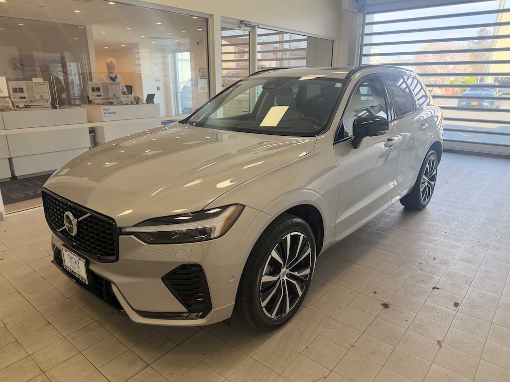Certified 2023 Volvo XC60 B6 AWD Ultimate Dark SUV