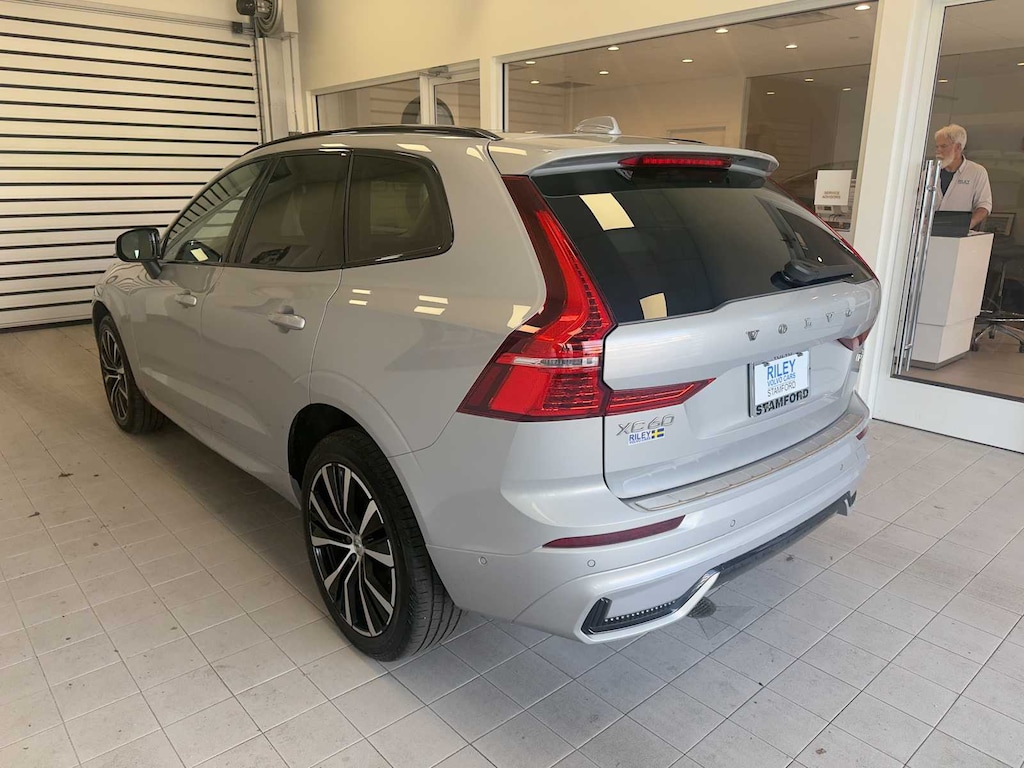 Certified 2023 Volvo XC60 B6 AWD Ultimate Dark SUV