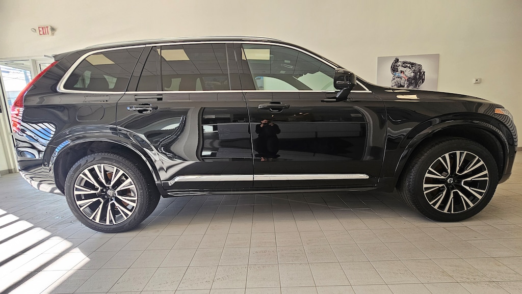 Certified 2024 Volvo XC90 plug-in hybrid T8 Plus Bright 7-Seater SUV