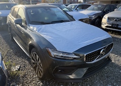 2026 Volvo V60 Cross Country B5 Ultra AWD Wagon
