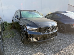 2023 Volvo XC40 B5 AWD Plus Dark SUV
