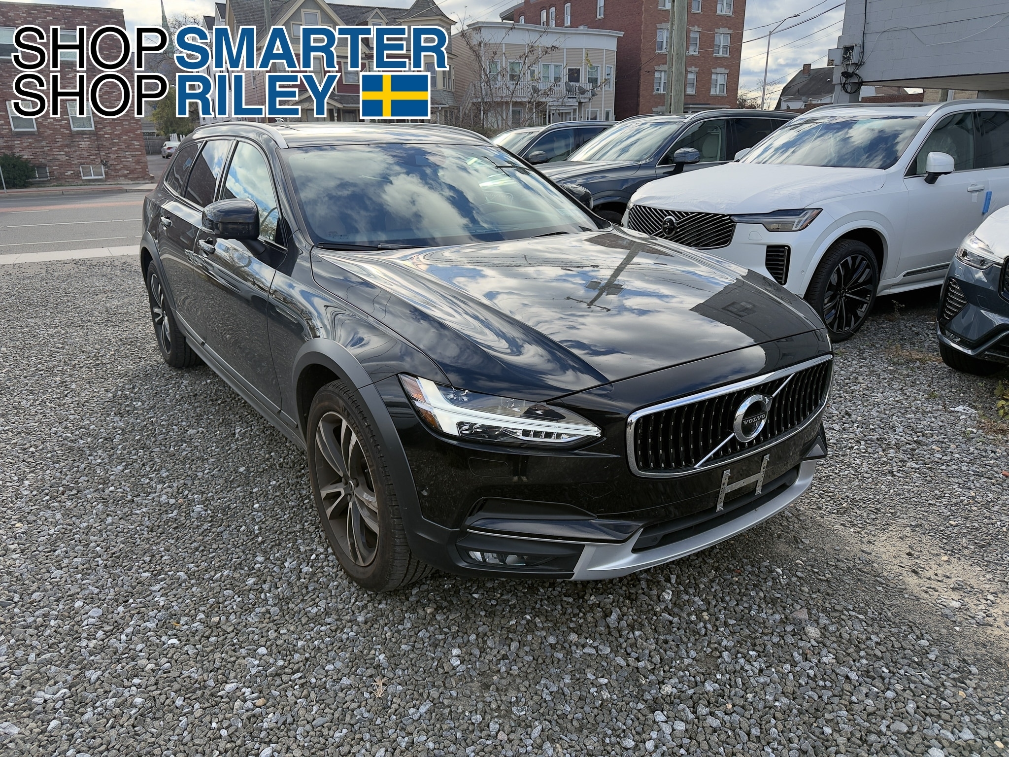 2018 Volvo V90 Cross Country Base's photo