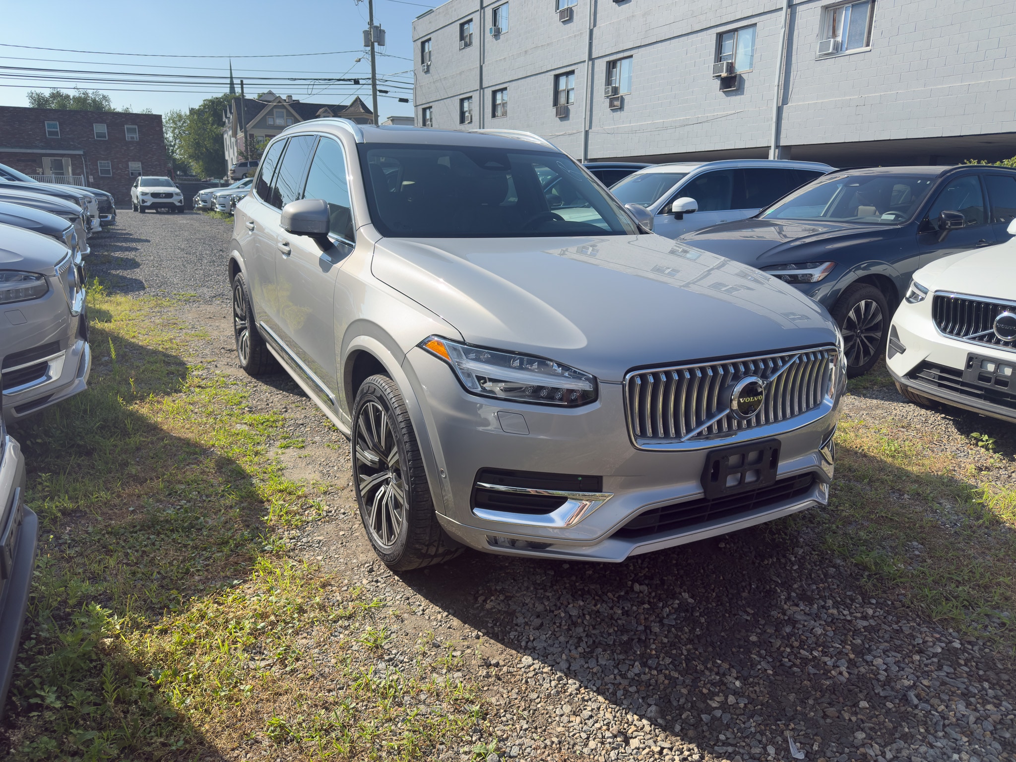2024 Volvo XC90 Plus's photo
