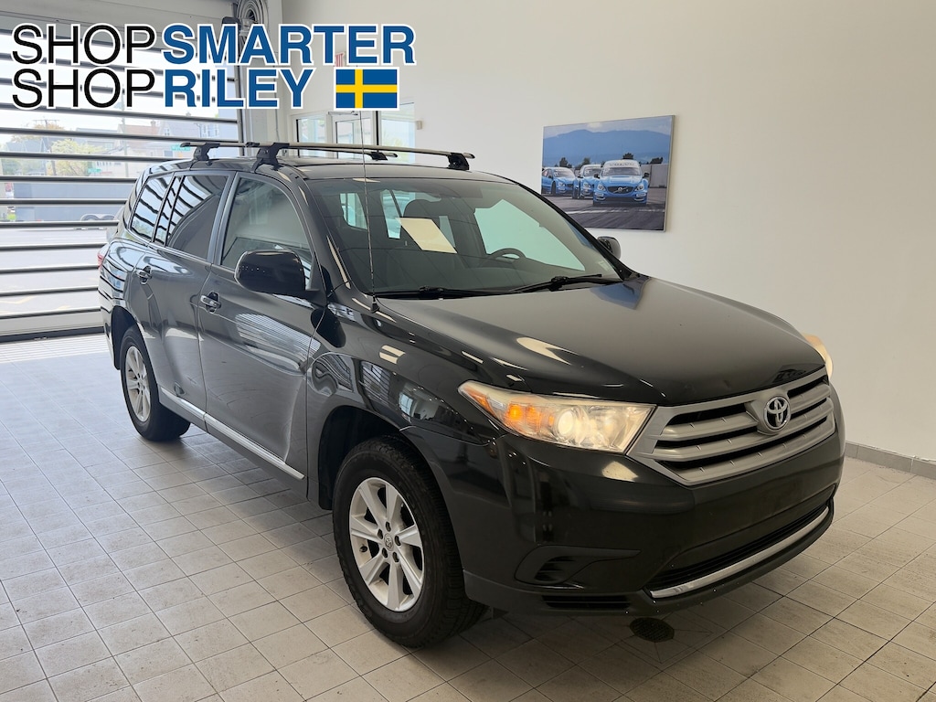 Used 2011 Toyota Highlander SE V6 SUV