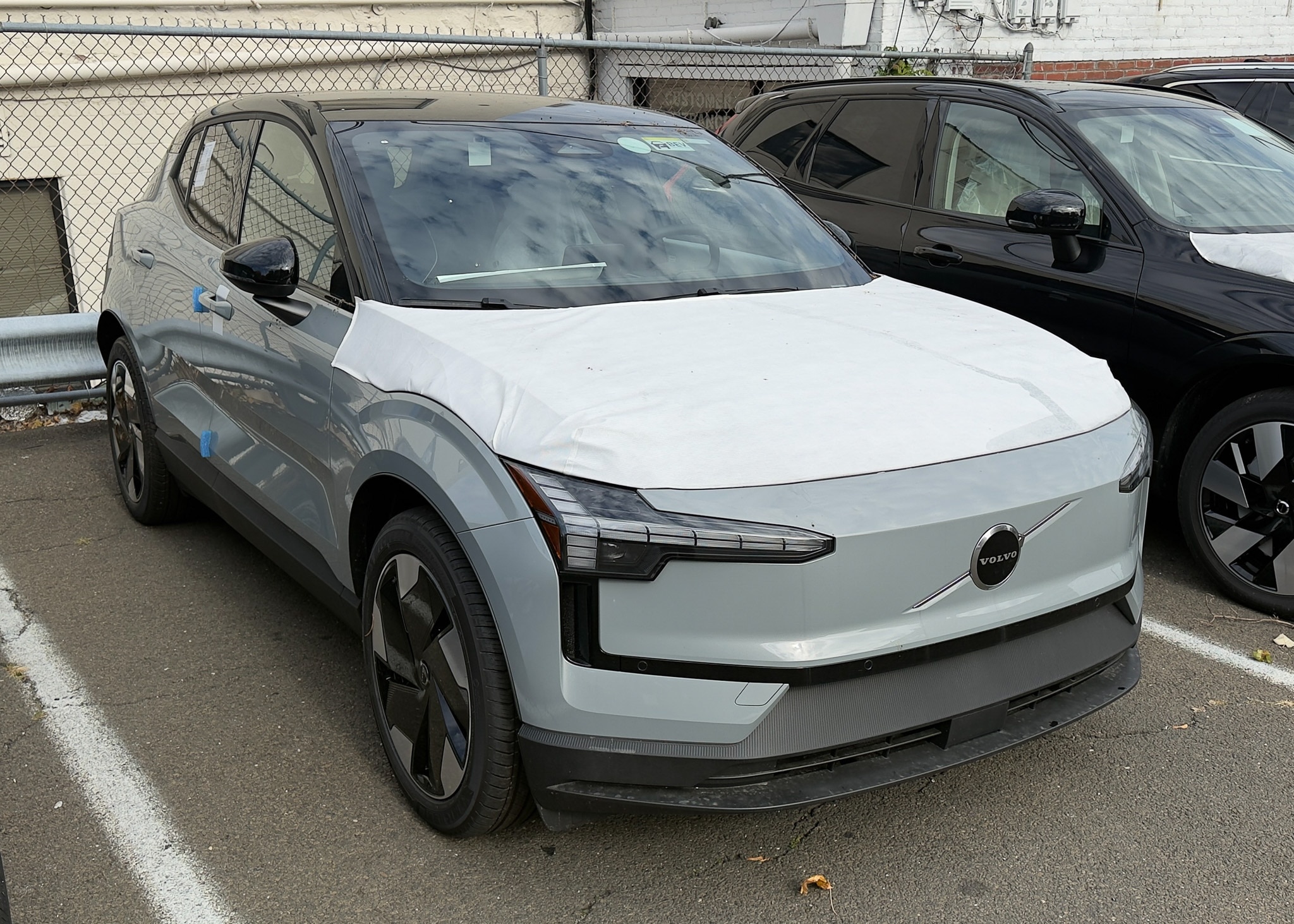 2025 Volvo EX30 Plus