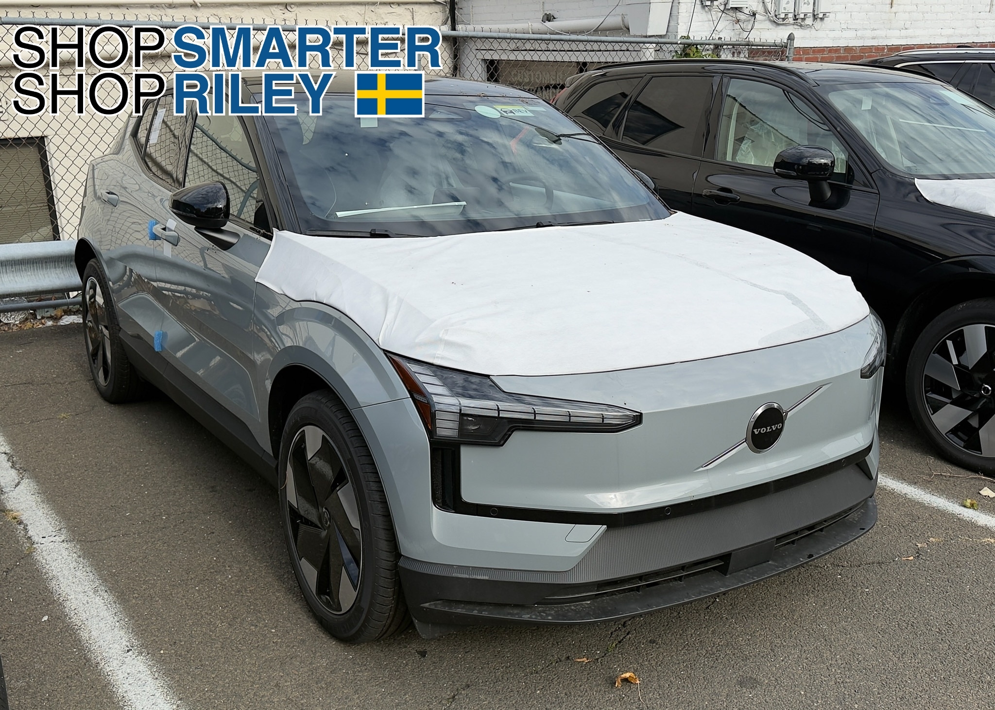 2025 Volvo EX30 Twin Plus eAWD