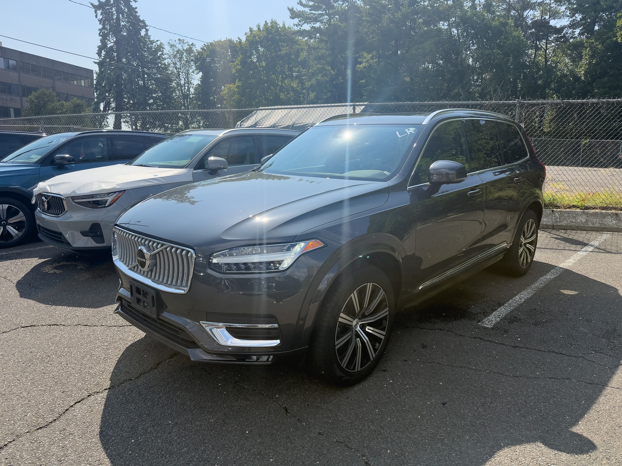2024 Volvo XC90 Plus photo 3