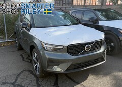 2026 Volvo XC40 B5 Core AWD SUV