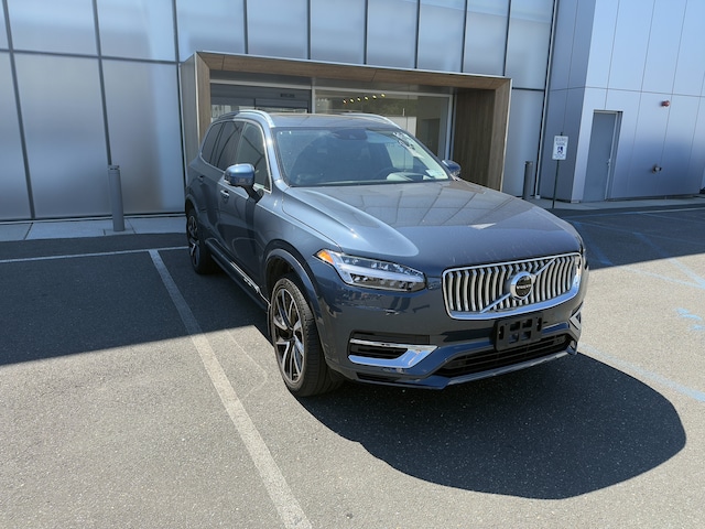 2022 Volvo XC90 Recharge Plug-In Hybrid T8 Inscription Expression Extended Range 6P SUV
