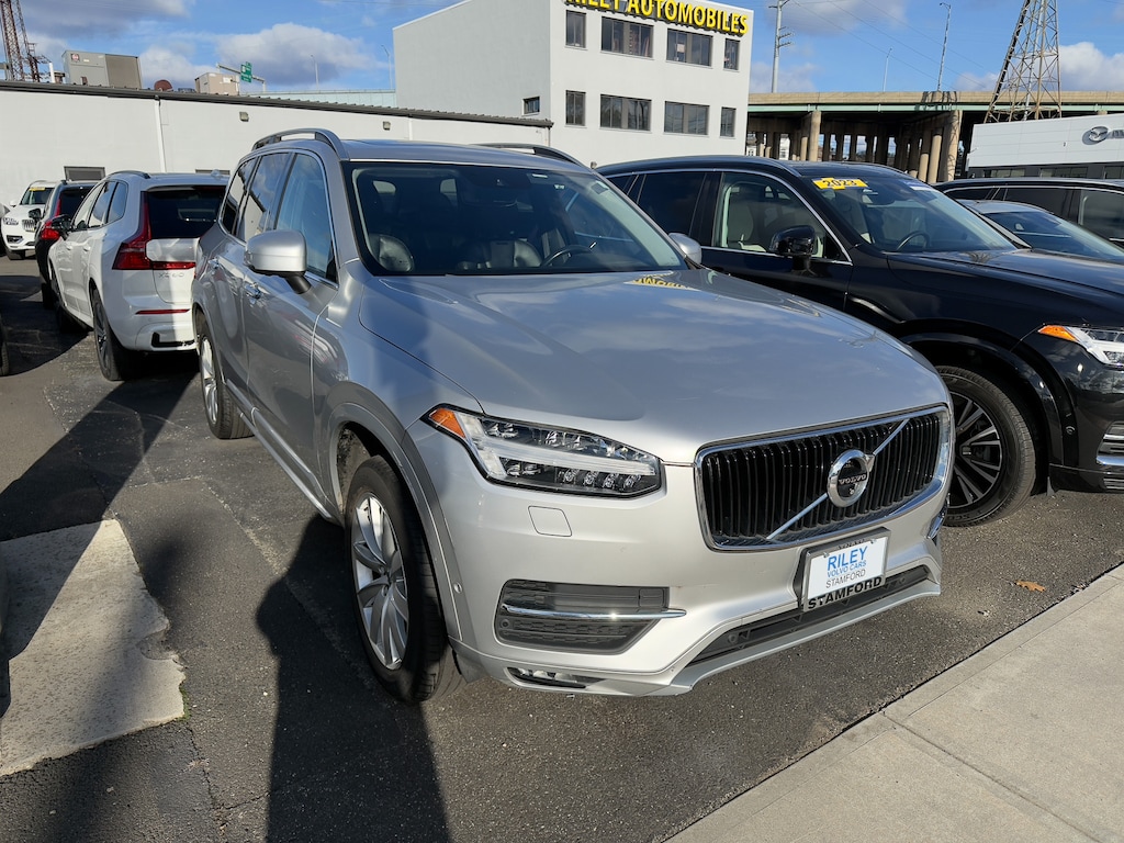 Used 2018 Volvo XC90 T6 AWD Momentum (7 Passenger) SUV