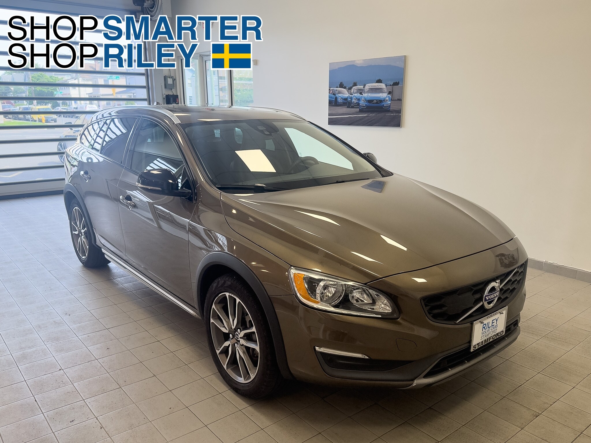 2016 Volvo V60 T5 Cross Country AWD's photo