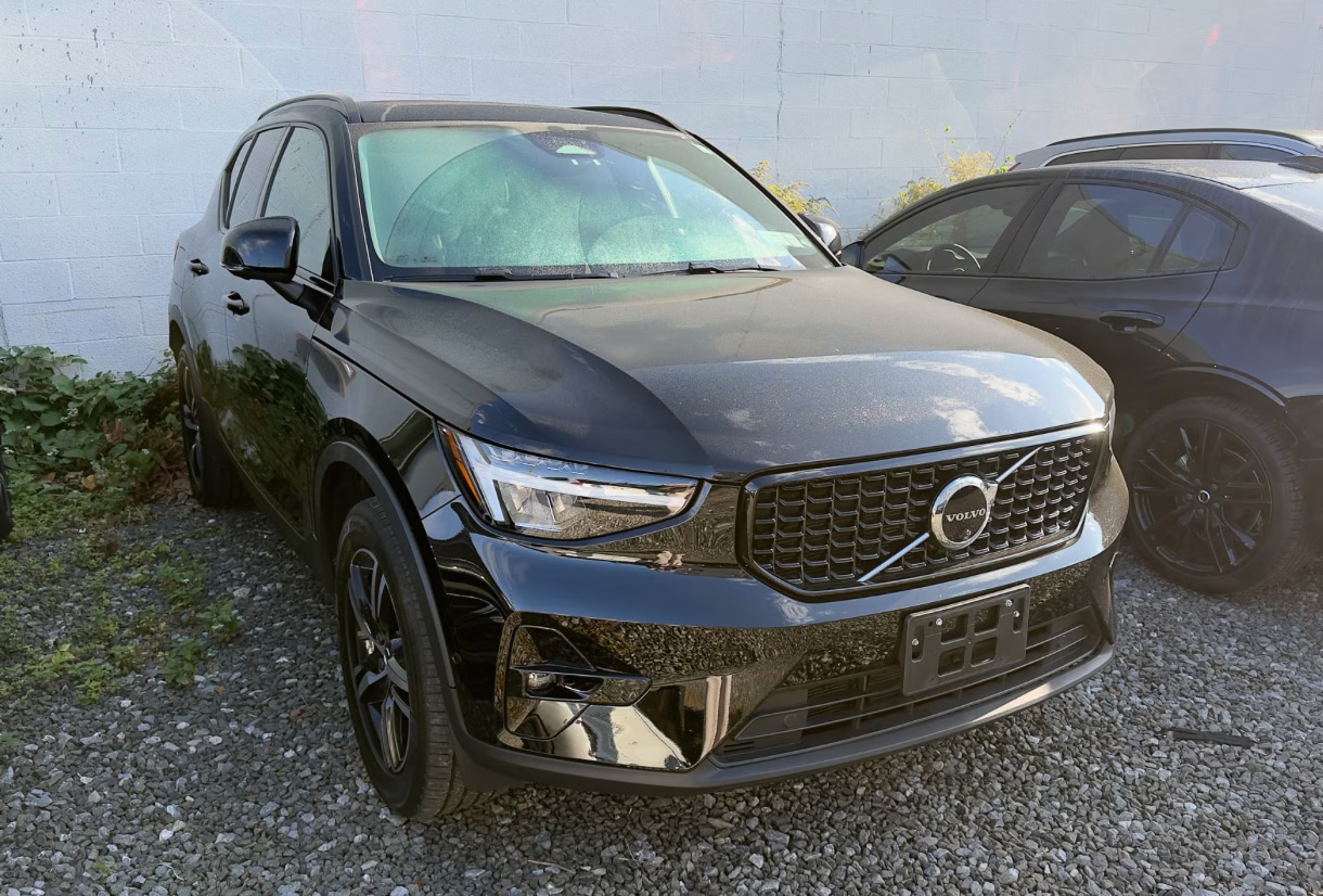 2023 Volvo XC40 Plus