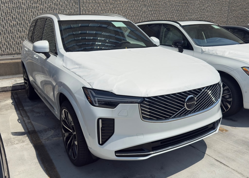 New 2026 Volvo XC90 B6 Plus 7-Seater SUV