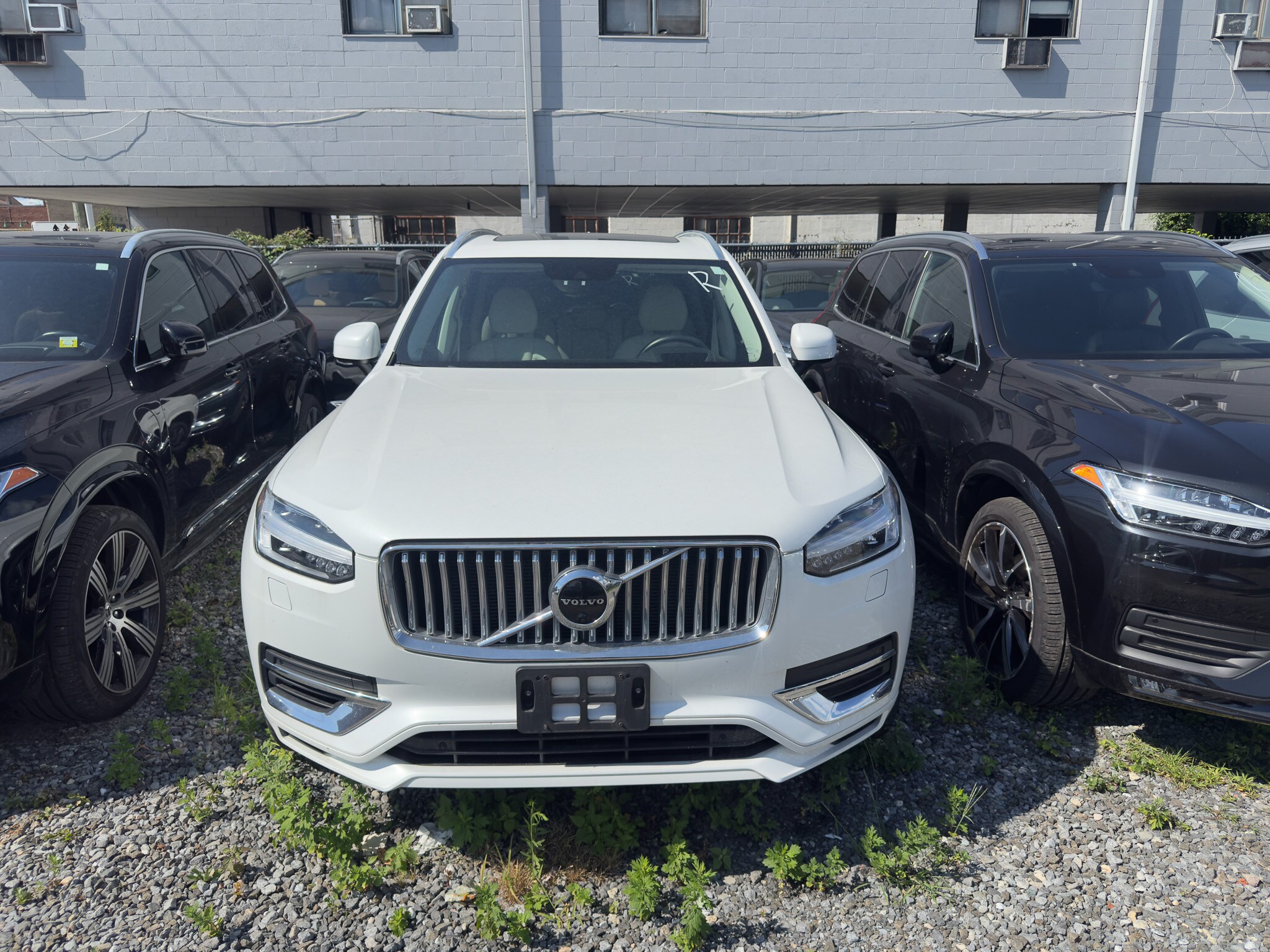2022 Volvo XC90 Recharge Inscription photo 3
