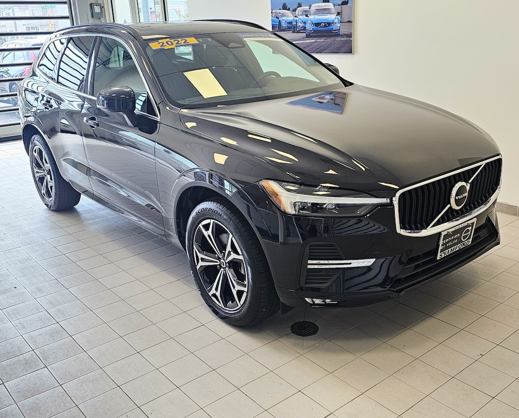 Certified 2022 Volvo XC60 B5 AWD Momentum SUV