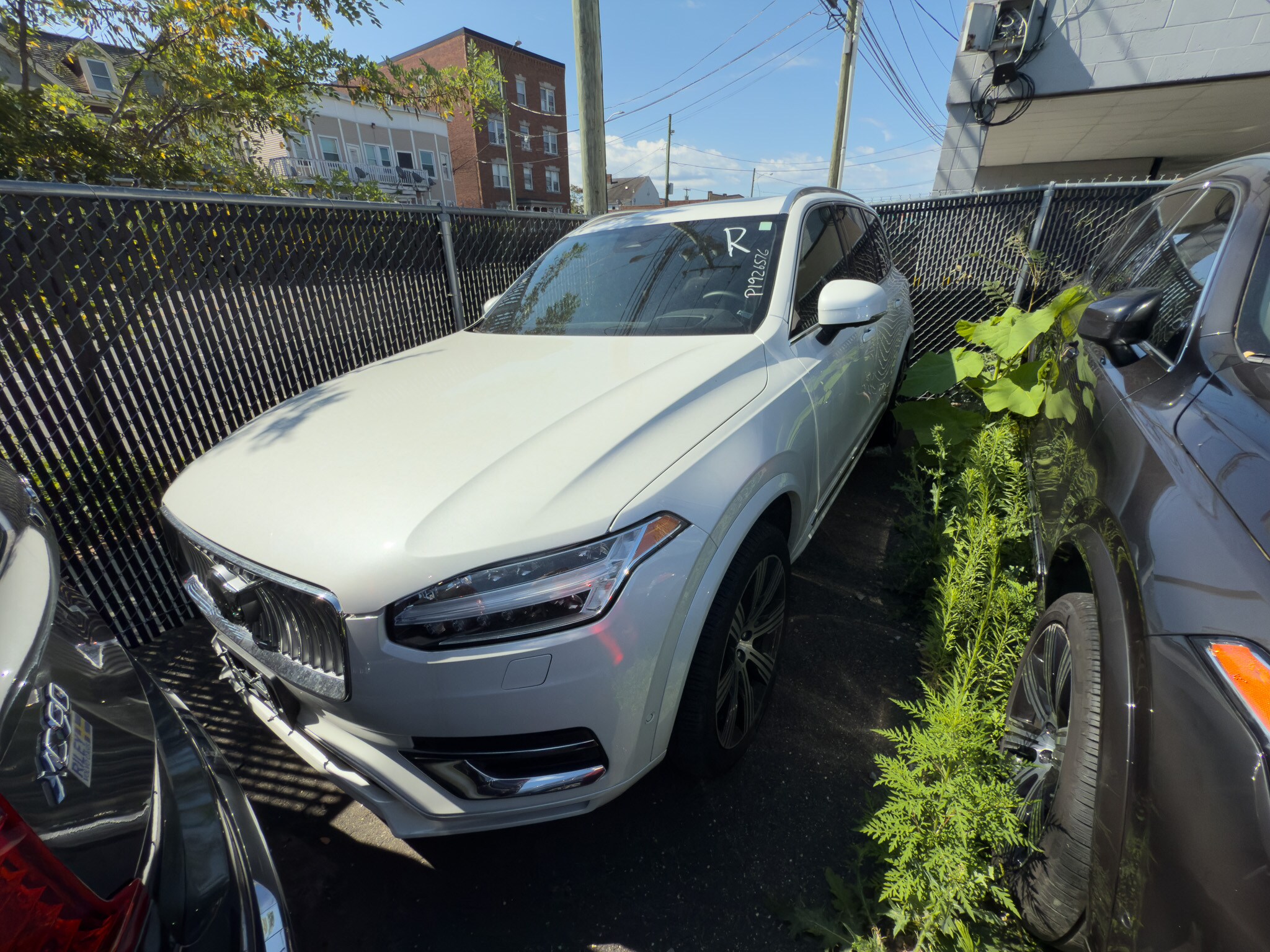 2023 Volvo XC90 AWD Ultimate photo 3