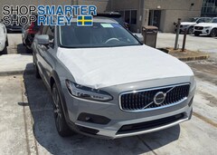 2026 Volvo V90 Cross Country B6 Ultra Wagon