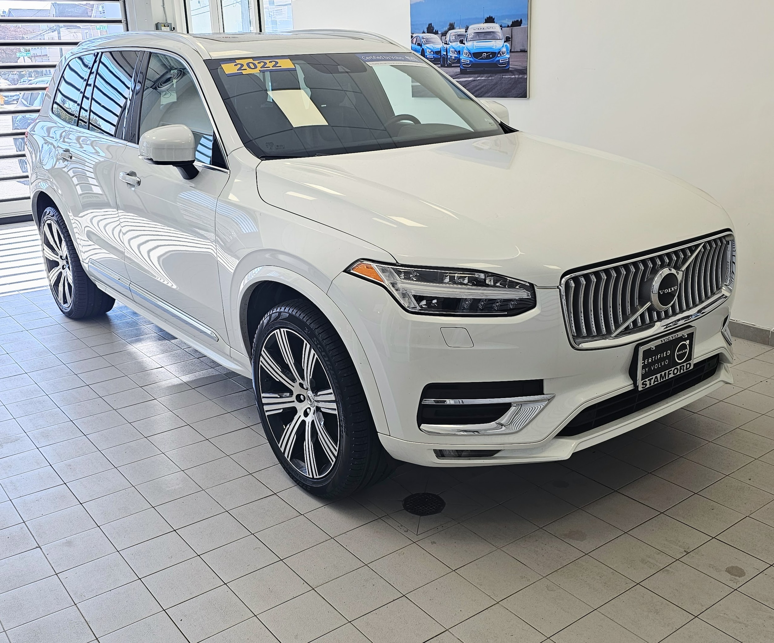2022 Volvo XC90 Inscription's photo