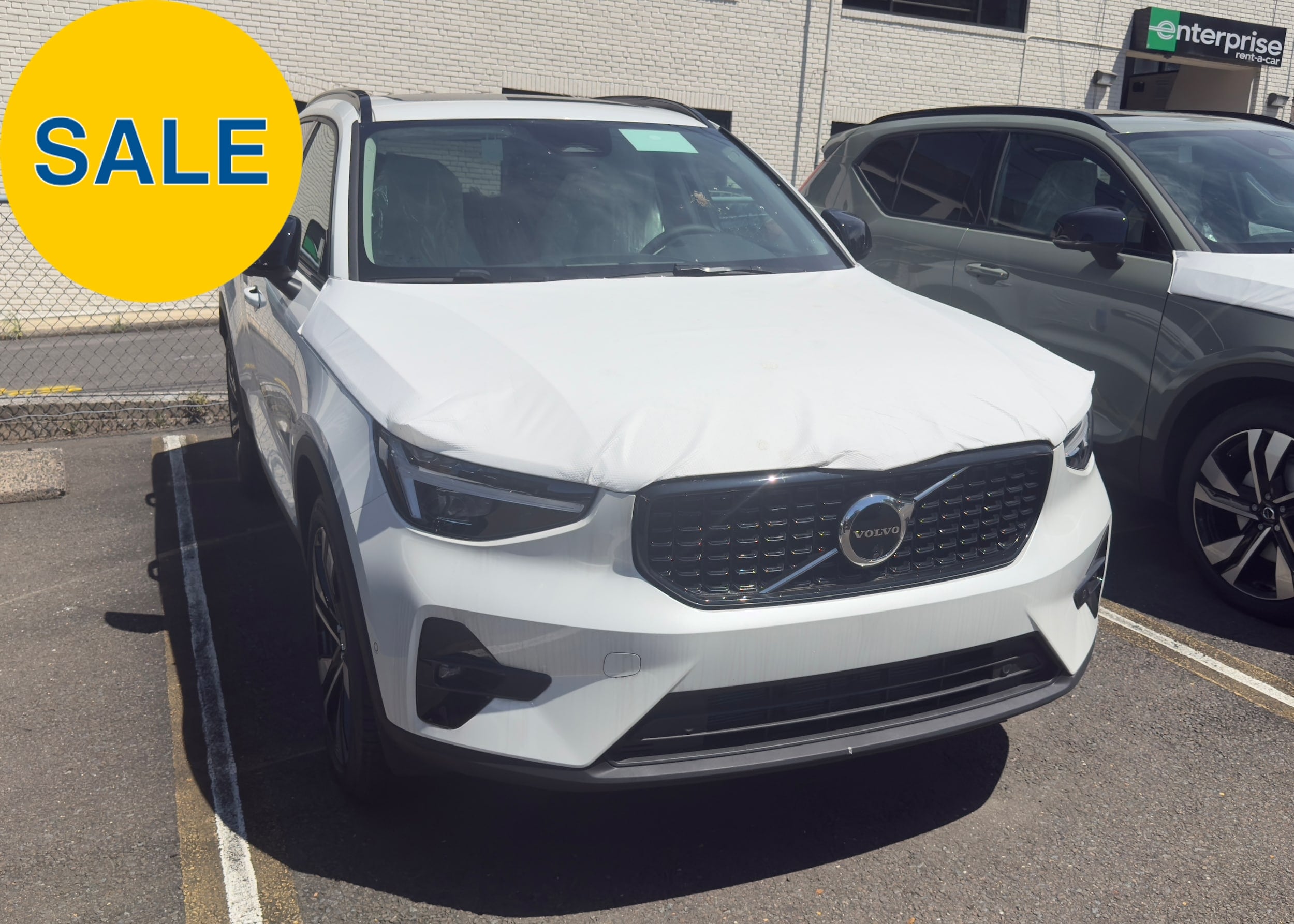 2025 Volvo XC40 Ultra's photo