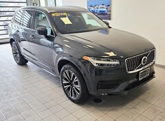 2022 Volvo XC90 T6 AWD Momentum 7 Seater SUV