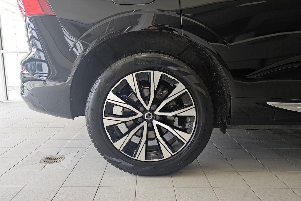 Certified 2023 Volvo XC60 B5 AWD Plus Bright SUV