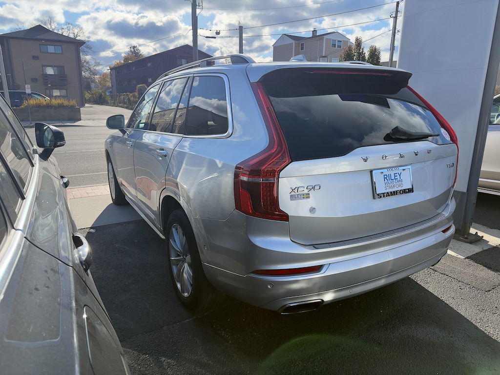 Used 2018 Volvo XC90 T6 AWD Momentum (7 Passenger) SUV