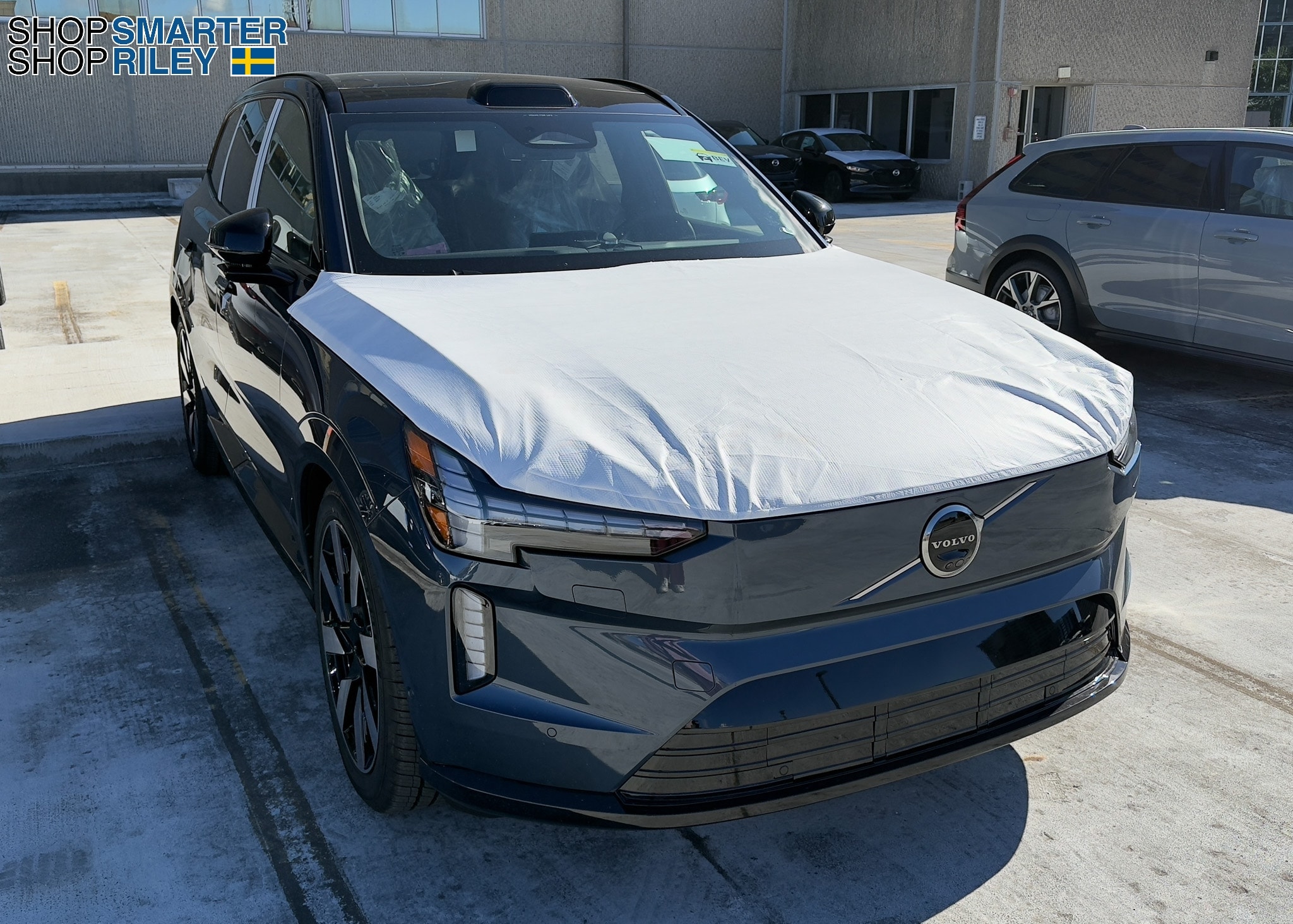 2025 Volvo EX90 Twin Ultra 7-Passenger eAWD