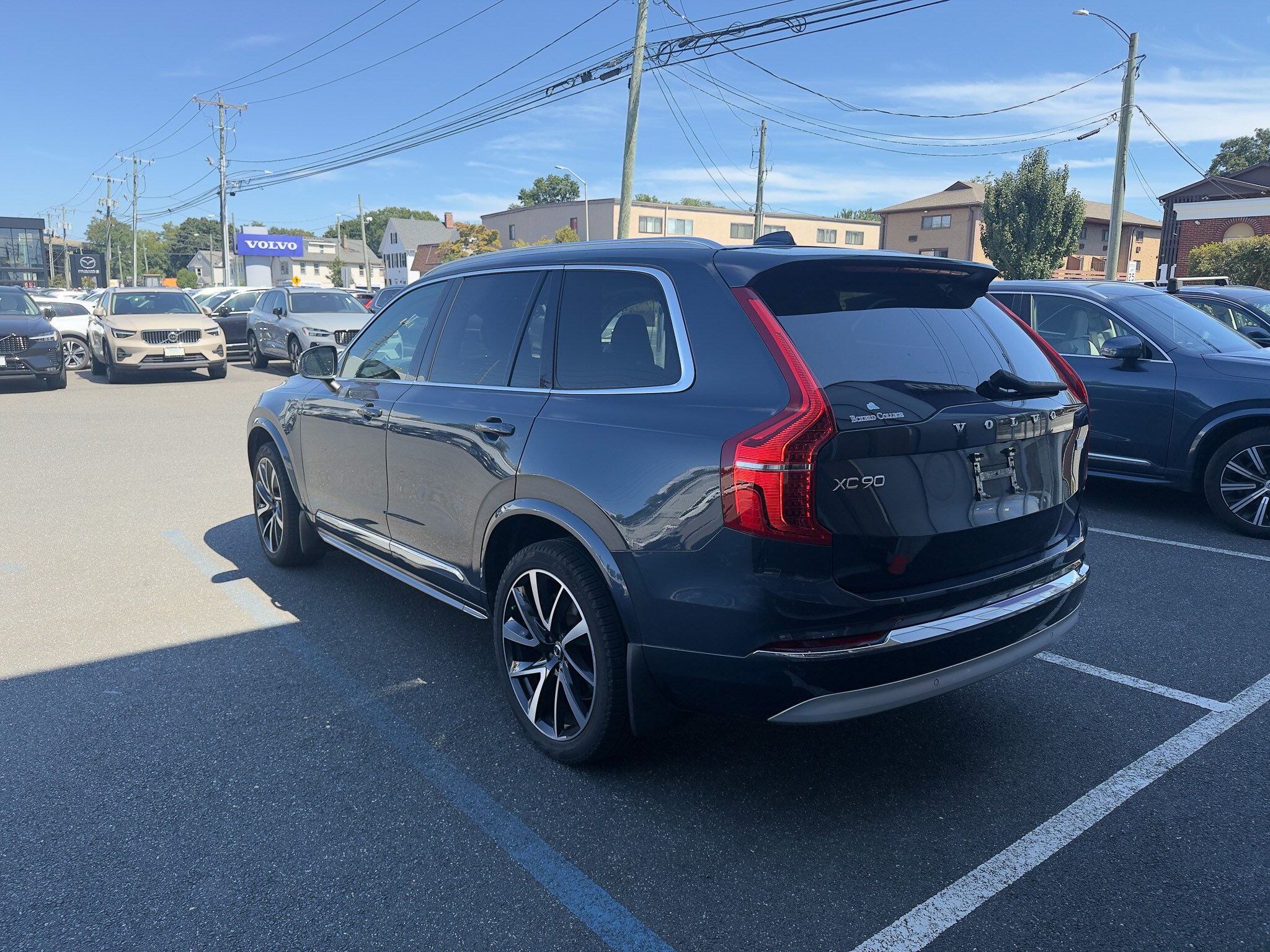 2022 Volvo XC90 Recharge T8 Inscription Expression photo 3