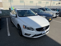 2018 Volvo S60 T5 AWD Dynamic Sedan