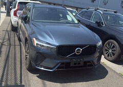 2023 Volvo XC60 B6 AWD Ultimate Dark SUV