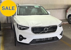 2025 Volvo XC40 B5 Ultra Bright Theme AWD SUV