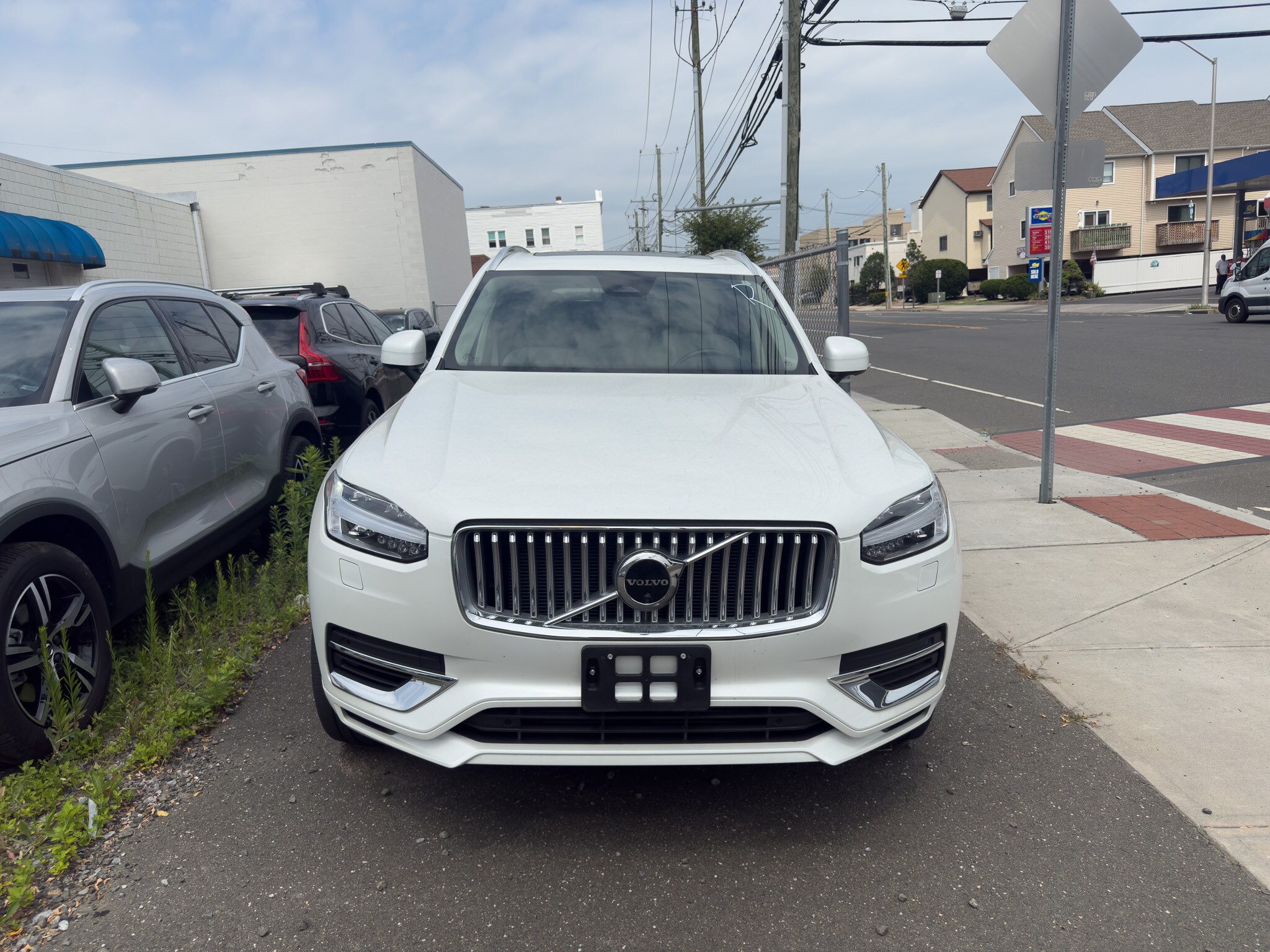 2023 Volvo XC90 Recharge Plus photo 3