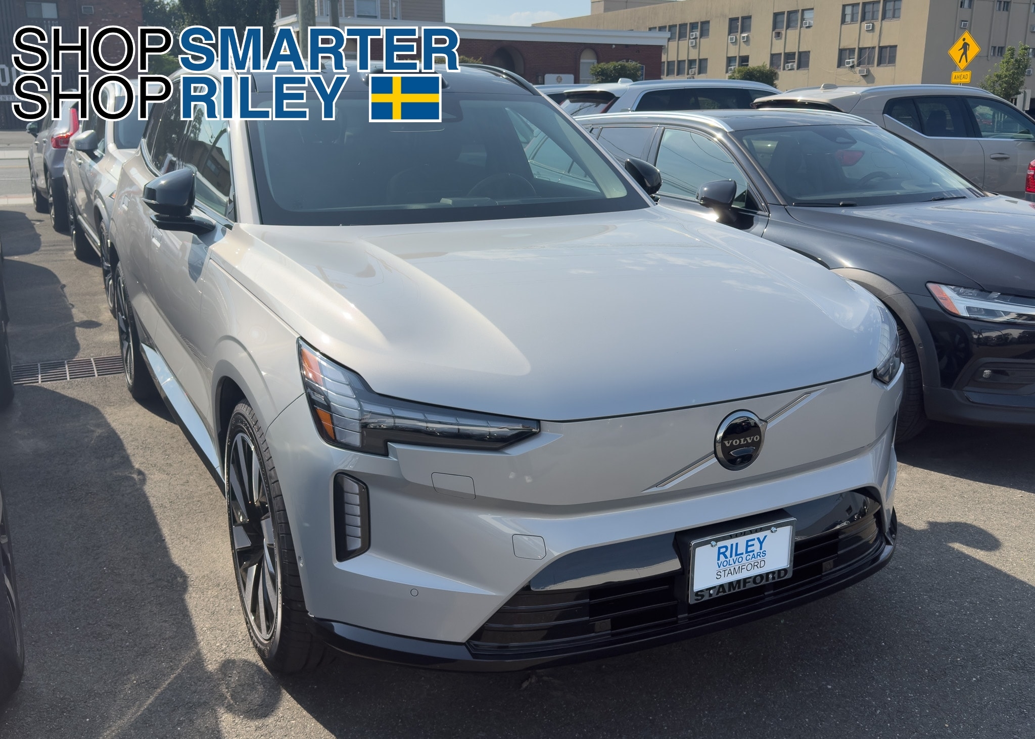 2025 Volvo EX90 Ultra's photo