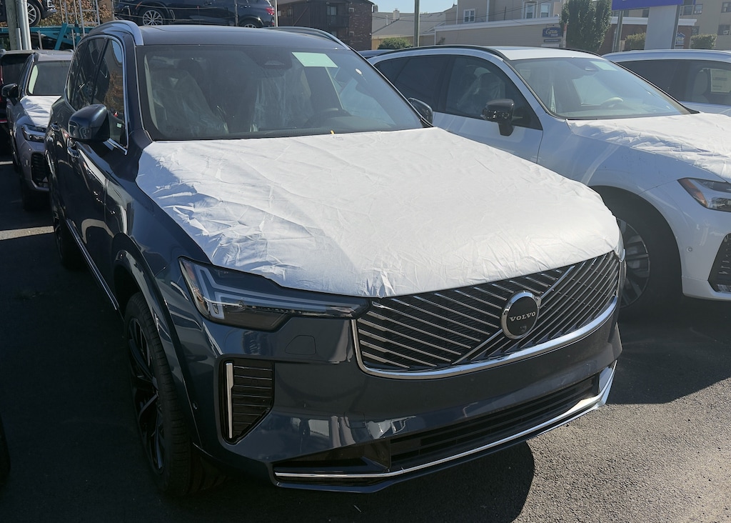 New 2026 Volvo XC90 B6 Plus 7-Seater SUV