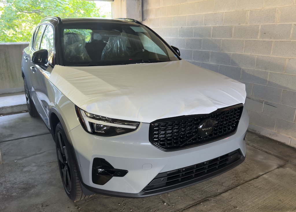 New 2026 Volvo XC40 B5 Ultra Black Edition SUV