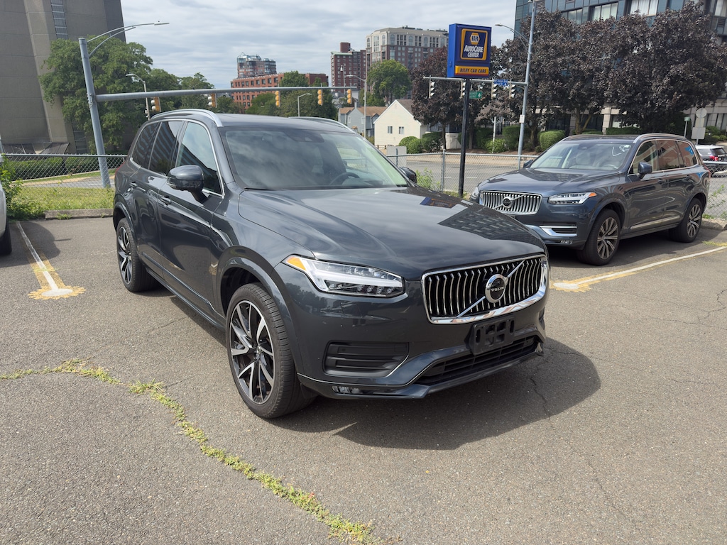 Certified 2022 Volvo XC90 T6 AWD Momentum 7 Seater SUV