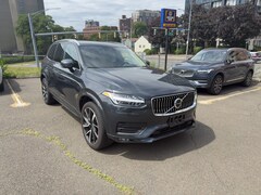 2022 Volvo XC90 T6 AWD Momentum 7 Seater SUV