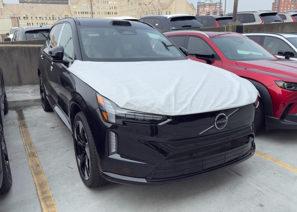 New 2025 Volvo EX90 Twin Motor Plus 7-Seater SUV