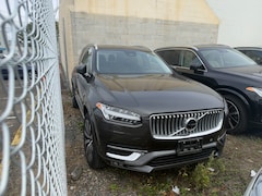 2023 Volvo XC90 B5 AWD Plus SUV