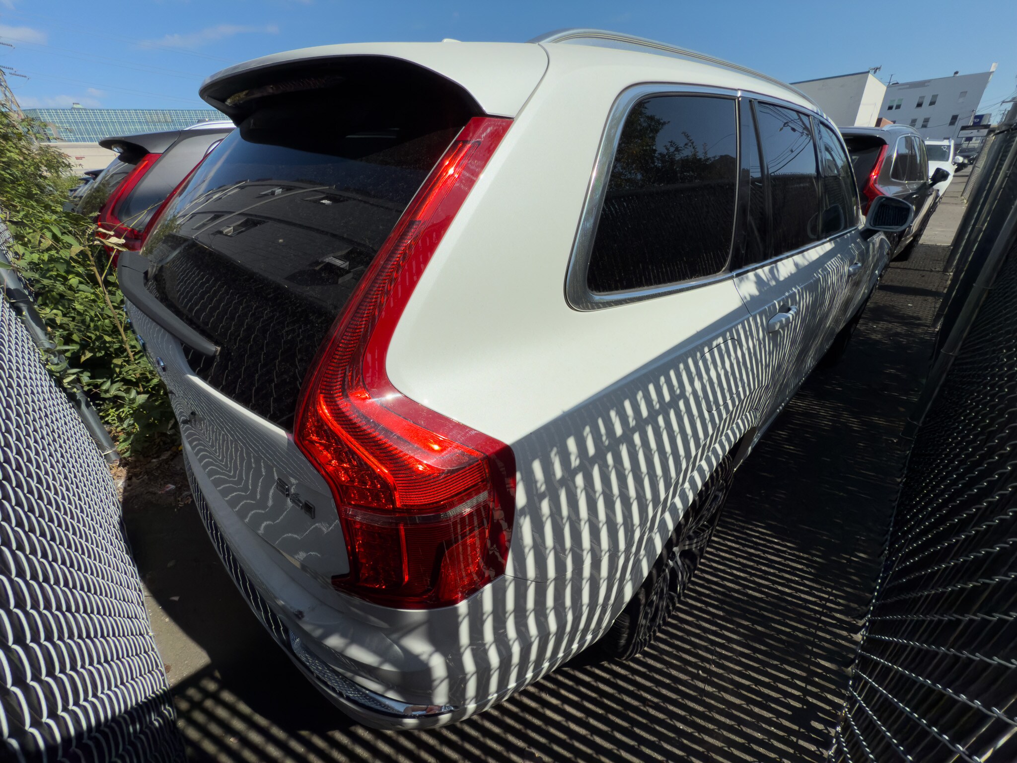 2023 Volvo XC90 AWD Ultimate photo 4