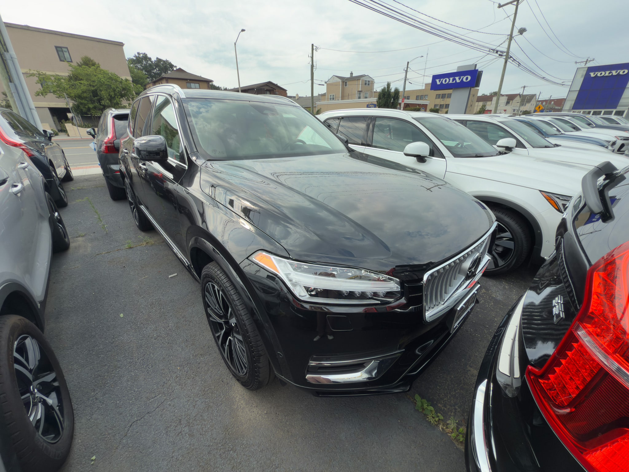 2023 Volvo XC90 Recharge Plus photo 2